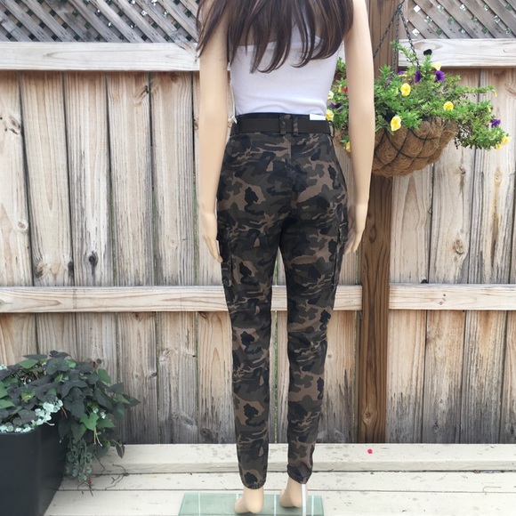 CARGO CAMOUFLAGE JEANS with LEG POCKETS - Picture 11 of 16